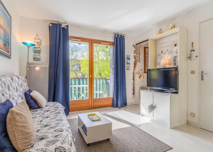 Les Sylvestres-5 By Interhome アパート